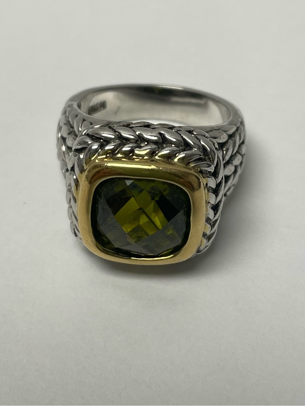 VTG KIAM Bold Costume Cocktail Ring Olive Stone & Two Tone Braided Band 7.5-8
